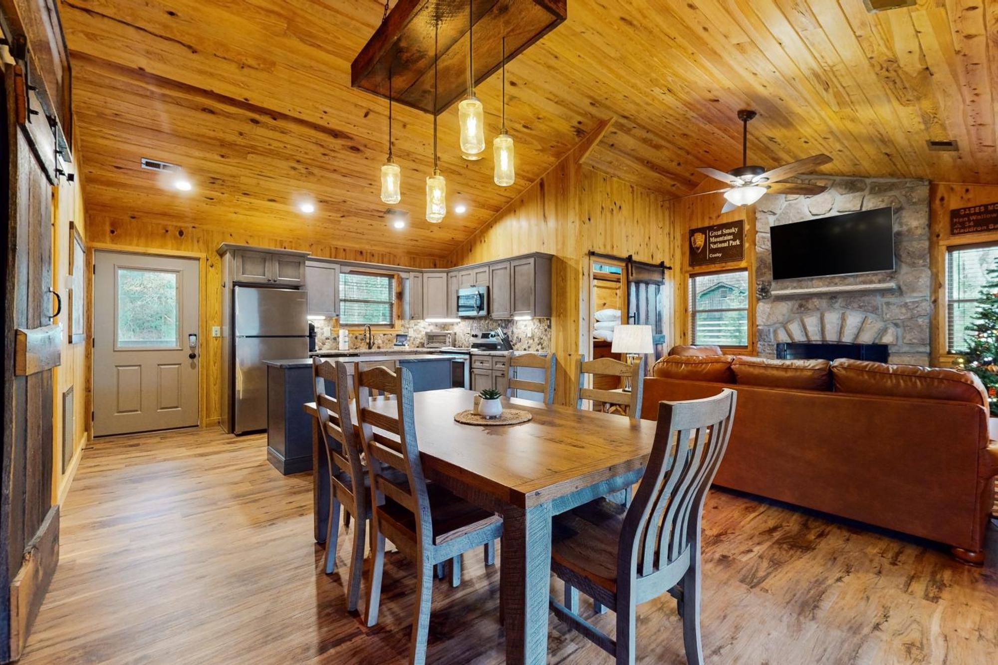 Rivers Edge Villa Cosby Екстериор снимка