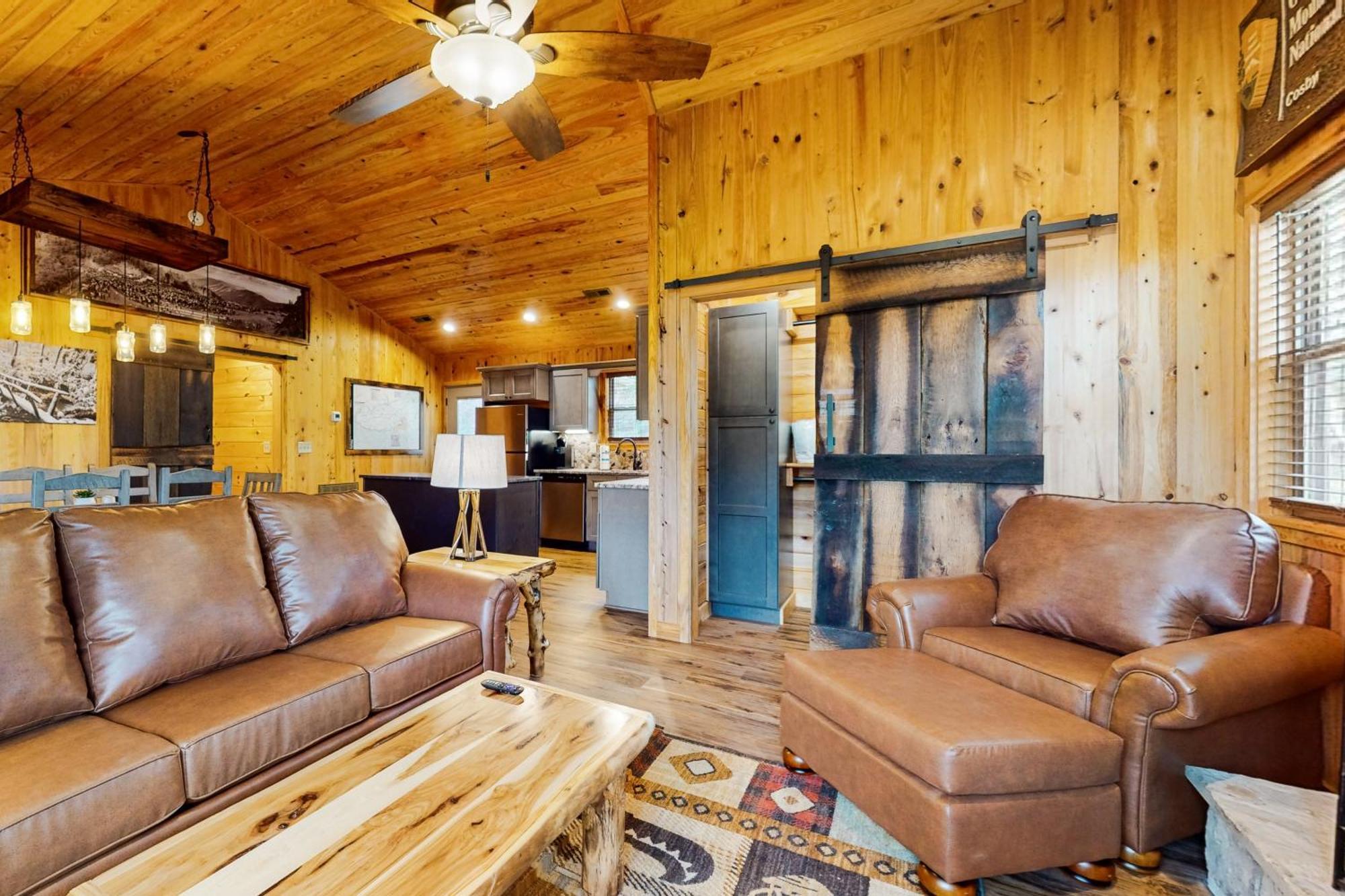 Rivers Edge Villa Cosby Екстериор снимка
